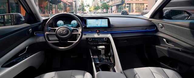 Elantra Luxury Two-Tone Interior